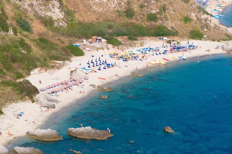  D3C_1859.jpg </br ><small> 2008-07-01 18:25</br >NIKON D300 105mm 1/125s f/9 ISO 100</small>