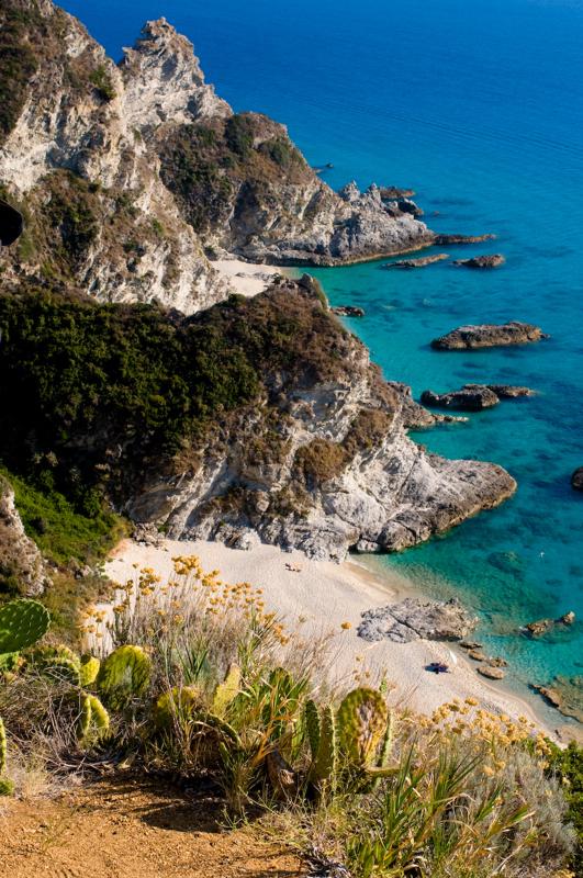  D3C_2050.jpg </br ><small> 2008-07-03 17:34</br >NIKON D300 35mm 1/160s f/11 ISO 200</small>