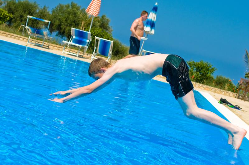  D3C_1694.jpg </br ><small> 2008-06-29 10:59</br >NIKON D300 35mm 1/2000s f/4 ISO 100</small>