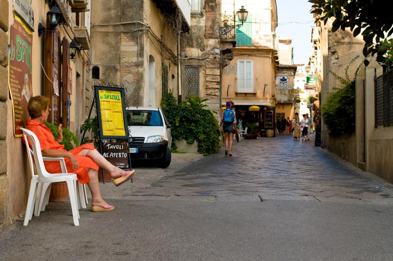  D3C_1752.jpg </br ><small> 2008-06-30 18:14</br >NIKON D300 35mm 1/160s f/5.6 ISO 100</small>