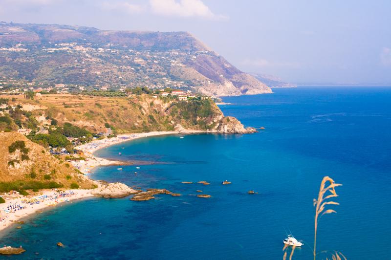  D3C_1870.jpg </br ><small> 2008-07-01 18:34</br >NIKON D300 35mm 1/320s f/8 ISO 200</small>