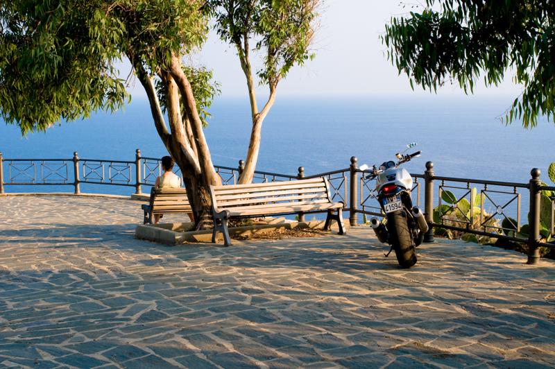  D3C_1874.jpg </br ><small> 2008-07-01 18:36</br >NIKON D300 35mm 1/250s f/8 ISO 200</small>