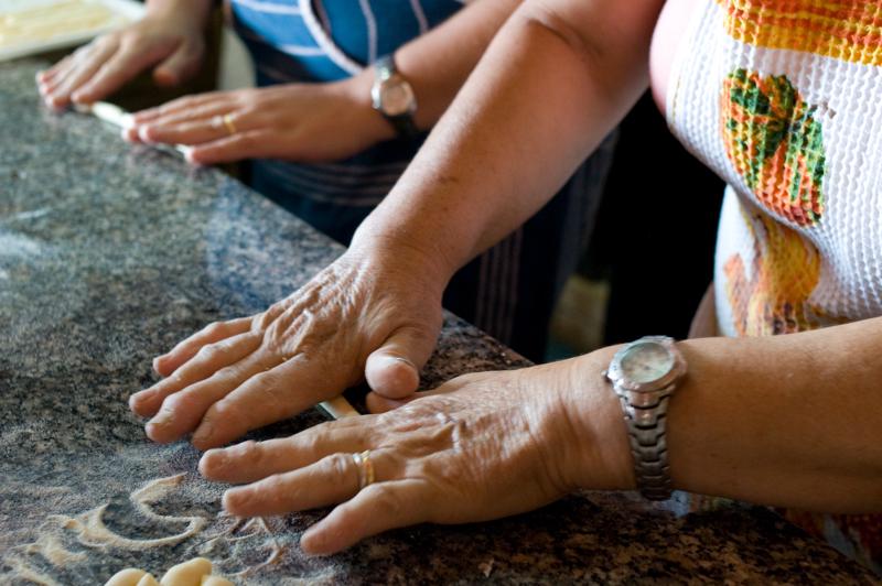  D3C_2208.jpg </br ><small> 2008-07-04 16:06</br >NIKON D300 35mm 1/100s f/4 ISO 1000</small>