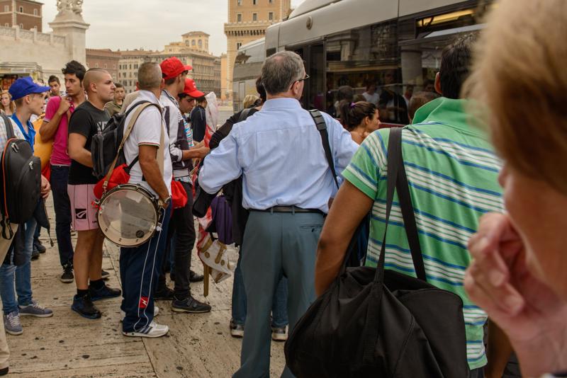  20120928_PB8_1393.JPG </br ><small> 2012-09-28 12:23</br >NIKON D800 + 24.0-70.0 mm f/2.8<br /> 24mm 1/400s f/5.6 ISO 200</small>