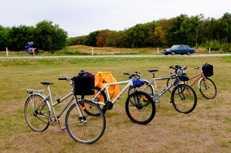  D3C_3482.jpg </br ><small> 2008-08-06 12:07</br >NIKON D300 24mm 1/30s f/20 ISO 200</small>