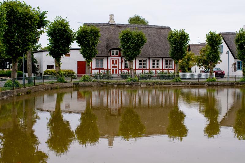  D3C_3497.jpg </br ><small> 2008-08-06 14:50</br >NIKON D300 35mm 1/200s f/5.6 ISO 200</small>