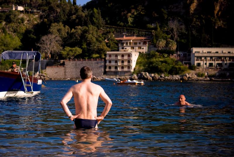  D2C_7706.jpg </br ><small> 2008-05-04 18:01</br >NIKON D200 35mm 1/1000s f/3.2 ISO 100</small>