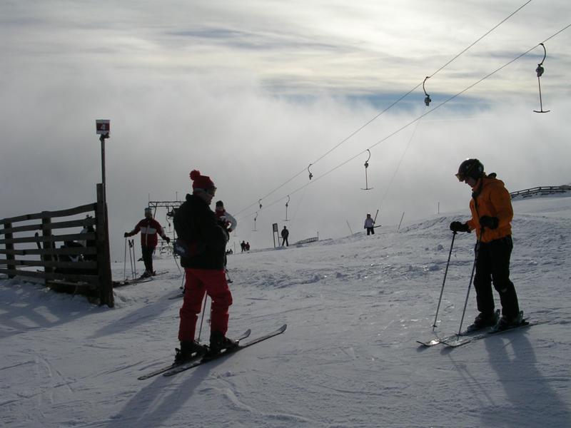  DSCN0840.JPG </br >          </br > <small> 2006-02-25 18:16</br >E3200 5.8mm 10/11737s f/5.6 ISO 50</small>