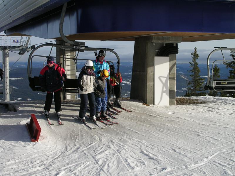  DSCN0854.JPG </br >          </br > <small> 2006-02-25 20:43</br >E3200 10.2mm 10/7739s f/3.6 ISO 50</small>