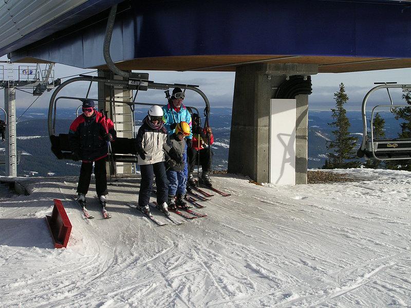  DSCN0854.JPG </br >          </br > <small> 2006-02-25 20:43</br >E3200 10.2mm 10/7739s f/3.6 ISO 50</small>