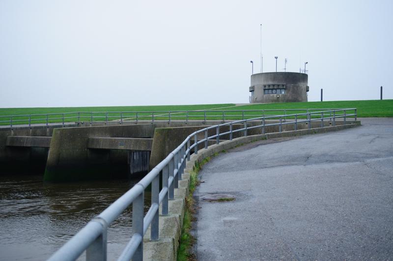  D3C_4980.jpg </br ><small> 2008-10-13 18:26</br >NIKON D300 30mm 1/40s f/2.8 ISO 800</small>