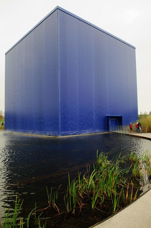  D3C_5115.jpg </br ><small> 2008-10-15 12:53</br >NIKON D300 17mm 1/100s f/5.6 ISO 200</small>