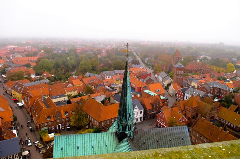  D3C_4934.jpg </br ><small> 2008-10-13 13:03</br >NIKON D300 17mm 1/250s f/5.6 ISO 200</small>