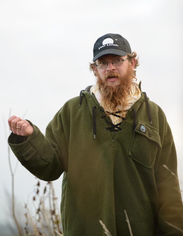  20121013_PB8_2534.JPG </br ><small> 2012-10-13 17:44</br >NIKON D800 + 70.0-200.0 mm f/2.8<br /> 180mm 1/400s f/4 ISO 900</small>