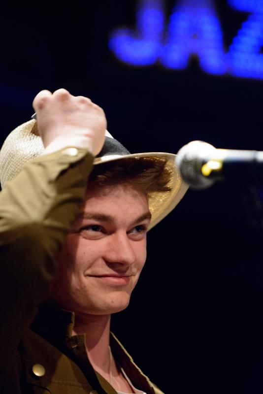  20130430_PB8_4809.JPG </br >Sant Annæ Big Band og MGK hold, Jazzhouse April 2013</br > <small> 2013-04-30 19:29</br >NIKON D800 + 70.0-200.0 mm f/2.8<br /> 190mm 1/30s f/2.8 ISO 6400</small>