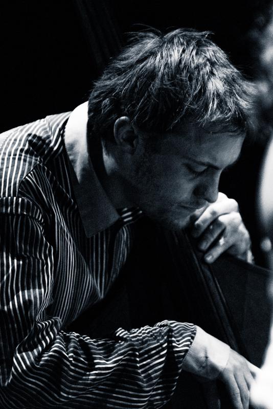  20130430_PB8_4883.JPG </br >Sant Annæ Big Band og MGK hold, Jazzhouse April 2013</br > <small> 2013-04-30 20:40</br >NIKON D800 + 70.0-200.0 mm f/2.8<br /> 200mm 1/100s f/2.8 ISO 6400</small>