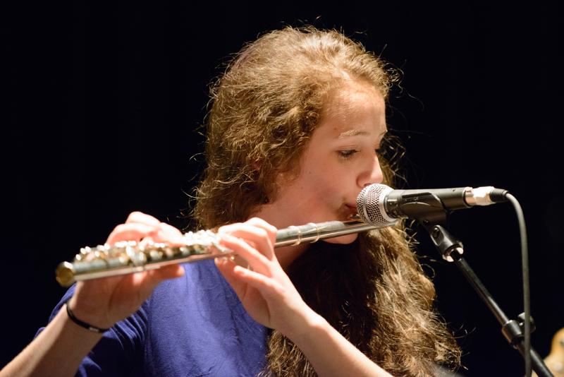  20130430_PB8_4917.JPG </br >Sant Annæ Big Band og MGK hold, Jazzhouse April 2013</br > <small> 2013-04-30 21:16</br >NIKON D800 + 70.0-200.0 mm f/2.8<br /> 200mm 1/40s f/2.8 ISO 6400</small>