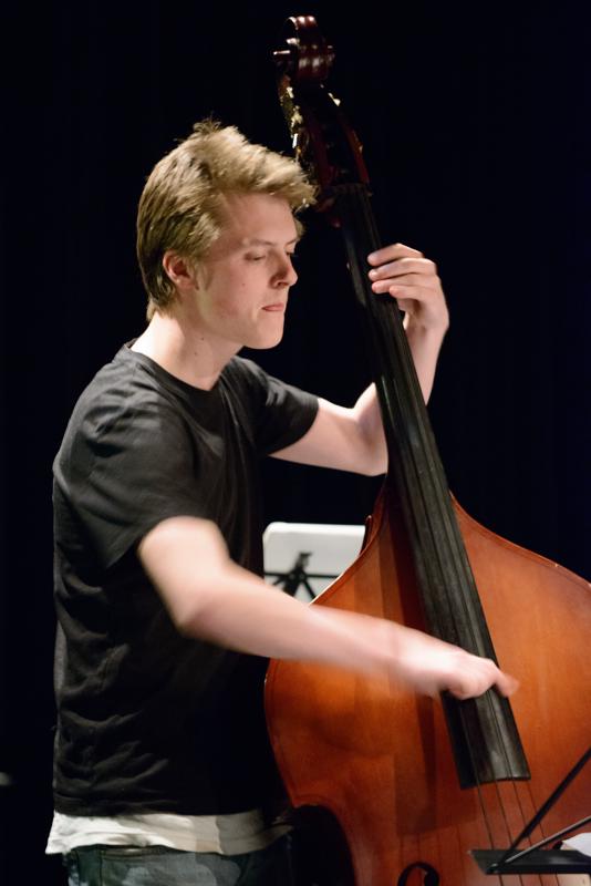  20130430_PB8_4842.JPG </br >Sant Annæ Big Band og MGK hold, Jazzhouse April 2013</br > <small> 2013-04-30 19:49</br >NIKON D800 + 70.0-200.0 mm f/2.8<br /> 170mm 1/25s f/2.8 ISO 6400</small>