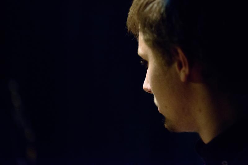  20130430_PB8_4885.JPG </br >Sant Annæ Big Band og MGK hold, Jazzhouse April 2013</br > <small> 2013-04-30 20:40</br >NIKON D800 + 70.0-200.0 mm f/2.8<br /> 135mm 1/30s f/2.8 ISO 6400</small>